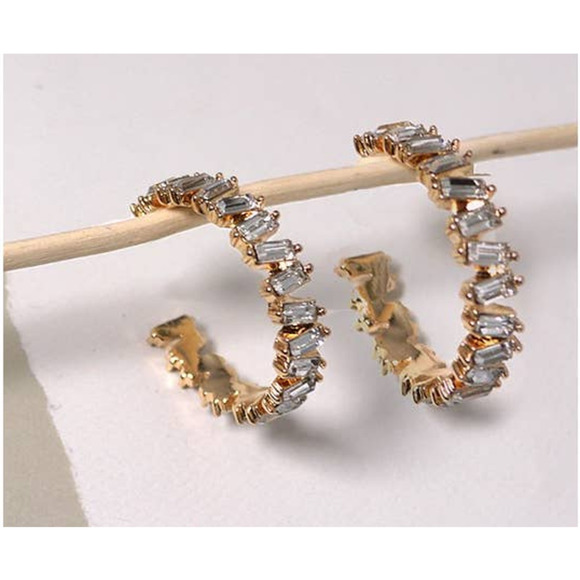 BAGUETTE RHINESTONE HOOP EARRINGS GOLD - Picture 1 of 3